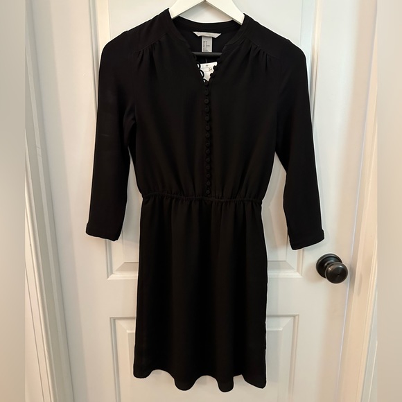 H&M Dresses & Skirts - NWT H&M Black Dress Size 4